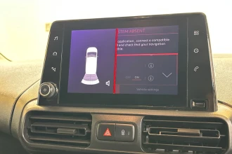 Vehicle Thumbnail 32