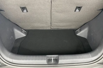 Vehicle Thumbnail 14