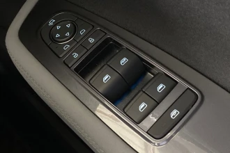 Vehicle Thumbnail 41