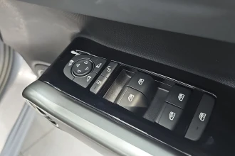 Vehicle Thumbnail 20