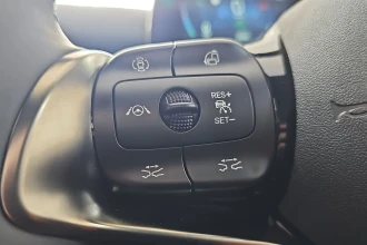 Vehicle Thumbnail 26