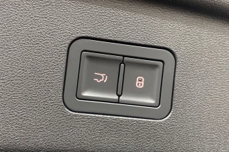 Vehicle Thumbnail 16