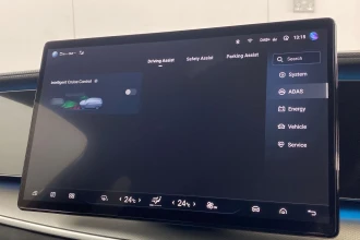 Vehicle Thumbnail 26