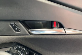 Vehicle Thumbnail 27