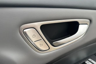 Vehicle Thumbnail 27