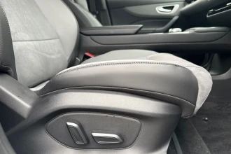 Vehicle Thumbnail 29