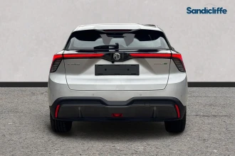 Vehicle Thumbnail 5