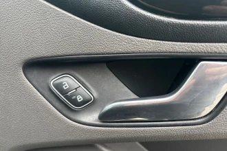 Vehicle Thumbnail 23