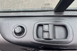 Vehicle Thumbnail 24