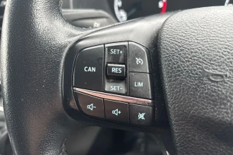 Vehicle Thumbnail 32