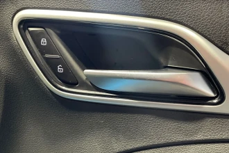 Vehicle Thumbnail 28
