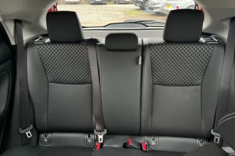 Vehicle Thumbnail 16