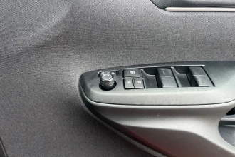 Vehicle Thumbnail 28