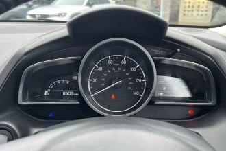 Vehicle Thumbnail 33