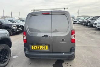 Vehicle Thumbnail 10