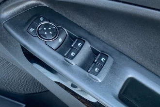 Vehicle Thumbnail 31