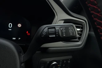 Vehicle Thumbnail 38