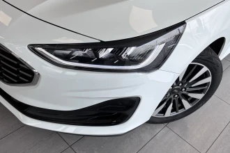 Vehicle Thumbnail 20