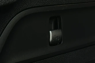 Vehicle Thumbnail 18