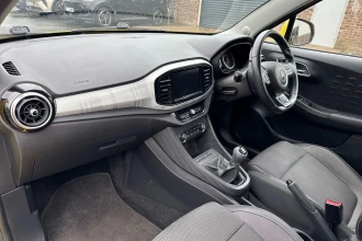 Vehicle Thumbnail 14