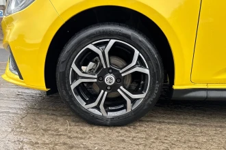 Vehicle Thumbnail 11