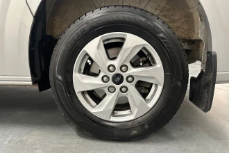 Vehicle Thumbnail 18