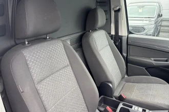 Vehicle Thumbnail 16