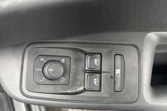 Vehicle Thumbnail 25