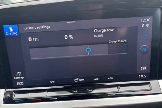 Vehicle Thumbnail 44