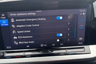 Vehicle Thumbnail 48