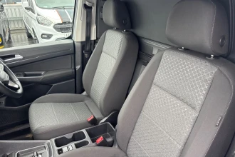 Vehicle Thumbnail 16