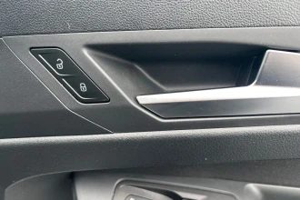 Vehicle Thumbnail 26