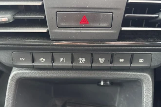 Vehicle Thumbnail 33