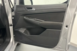 Vehicle Thumbnail 24