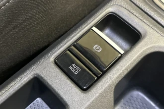 Vehicle Thumbnail 30