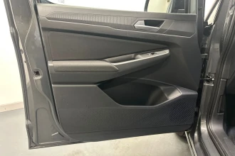 Vehicle Thumbnail 21