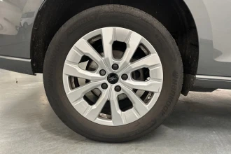 Vehicle Thumbnail 22