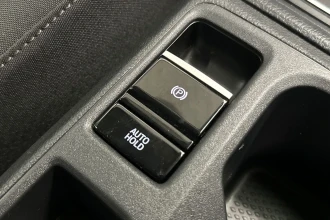 Vehicle Thumbnail 30