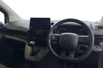 Vehicle Thumbnail 13