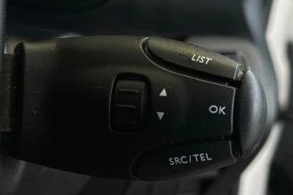 Vehicle Thumbnail 25