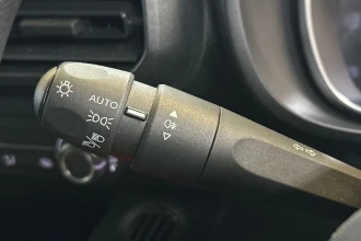 Vehicle Thumbnail 26