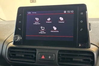 Vehicle Thumbnail 31