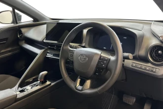 Vehicle Thumbnail 12