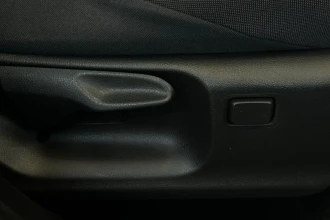 Vehicle Thumbnail 26