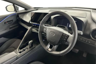 Vehicle Thumbnail 12