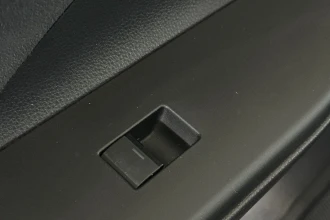 Vehicle Thumbnail 19