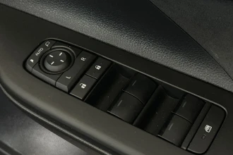 Vehicle Thumbnail 26