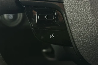 Vehicle Thumbnail 30