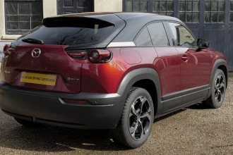 Vehicle Thumbnail 14