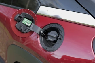 Vehicle Thumbnail 16